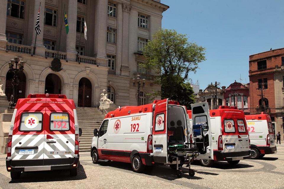 Santos recebe quatro novas ambulâncias do Samu