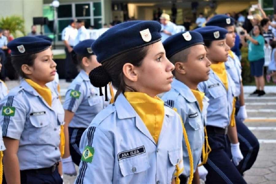 Três escolas estaduais da Baixada Santista vão aderir modelo cívico-militar