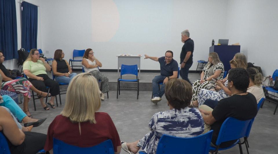 Guarujá inicia curso de Qualidade de Vida para gestores da rede municipal de ensino