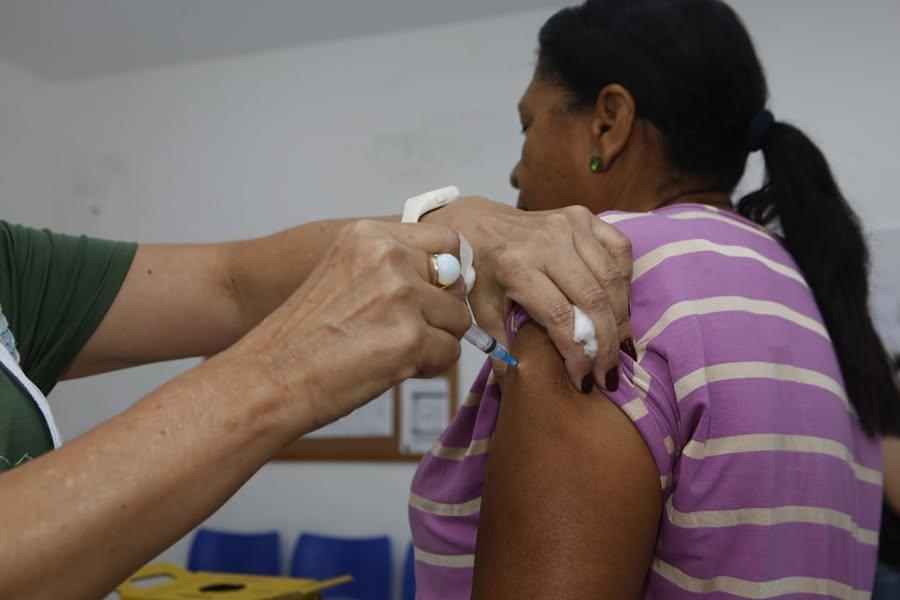 Guarujá realiza Dia D de vacinação com todas as vacinas do calendário nacional neste sábado (10)