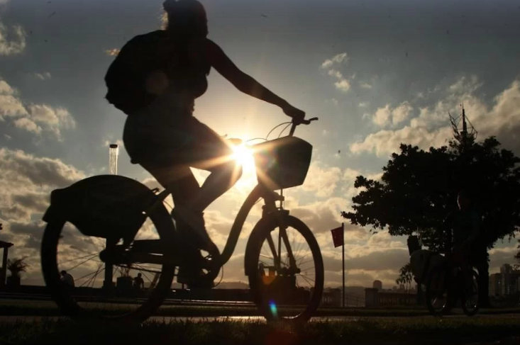 Primeiro fim de semana de agosto será de sol e temperaturas amenas na Baixada Santista