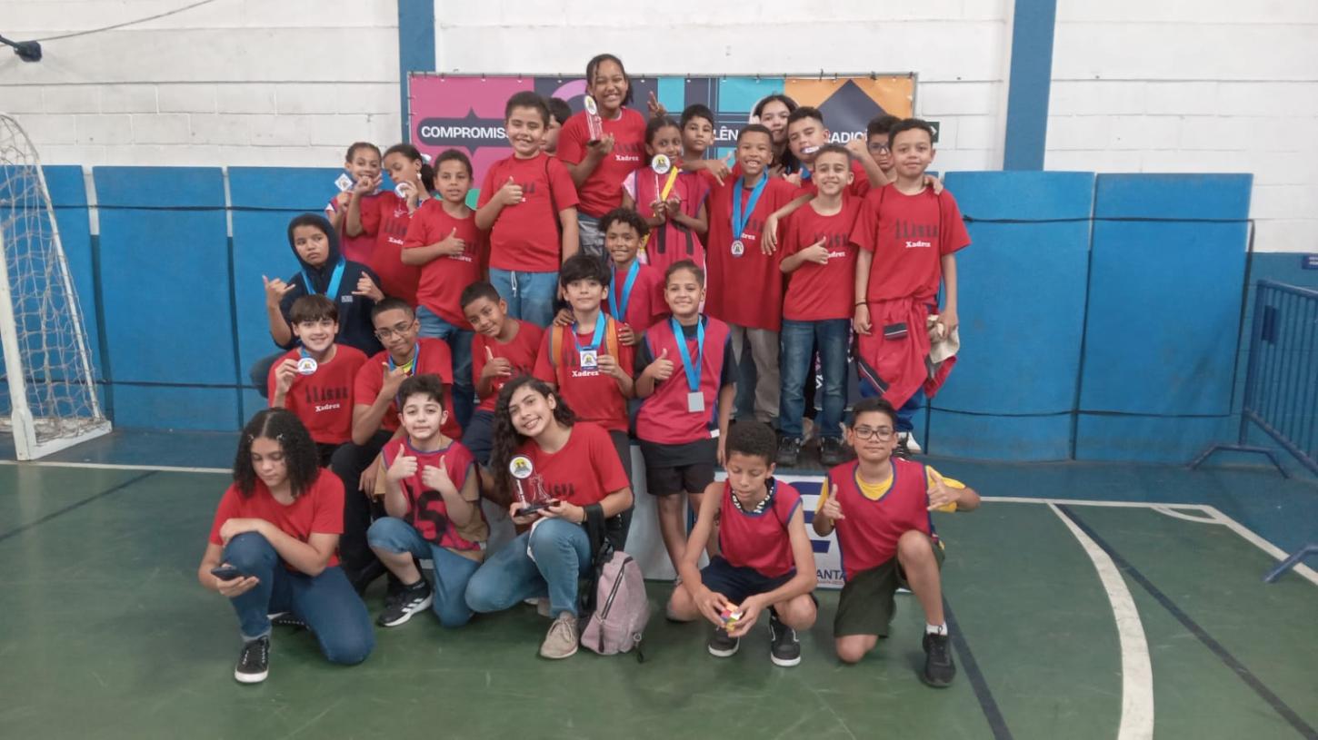 Alunos de Guarujá conquistam bicampeonato no Torneio Metropolitano de Xadrez Escolar
