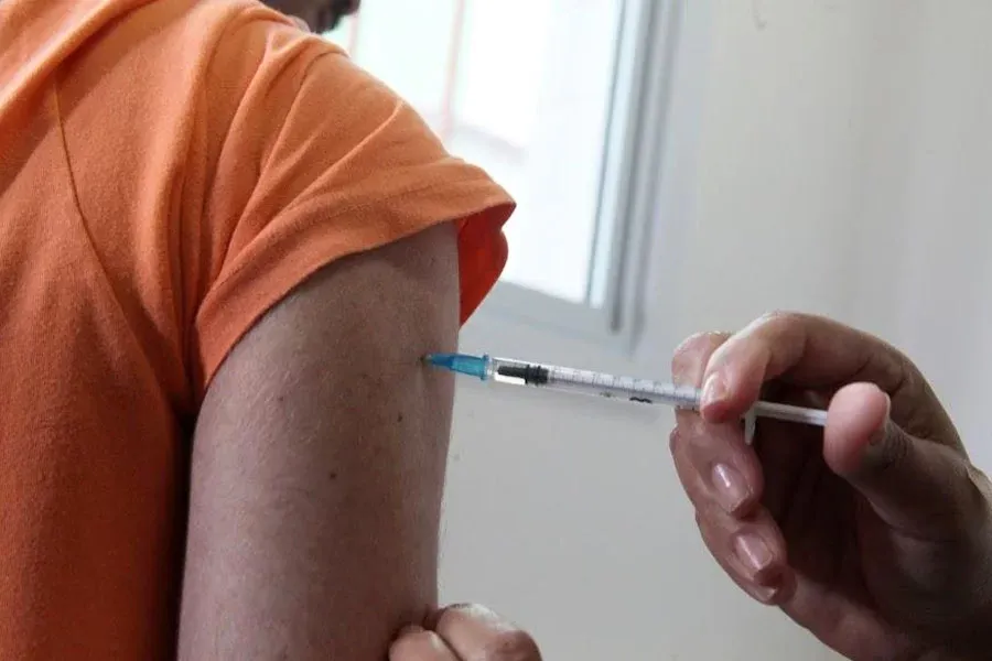 Cidades da Baixada Santista aguardam envio da vacina contra VSR