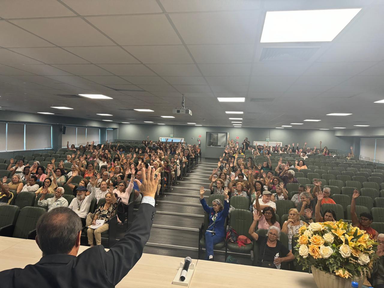 Guarujá promove evento para discutir a prevenção do suicídio em idosos