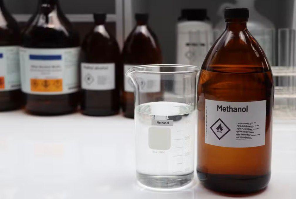 Duas mulheres são internadas com suspeita de intoxicação por metanol no litoral de SP