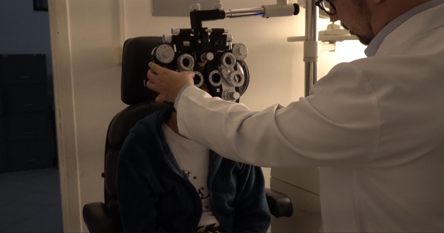 Guarujá atende 60 crianças em mutirão de oftalmologia neste sábado (4)