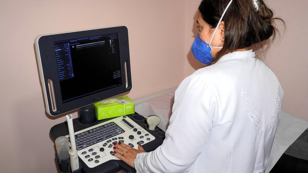 Guarujá realiza evento sobre prevenção ao câncer de mama para as servidoras municipais