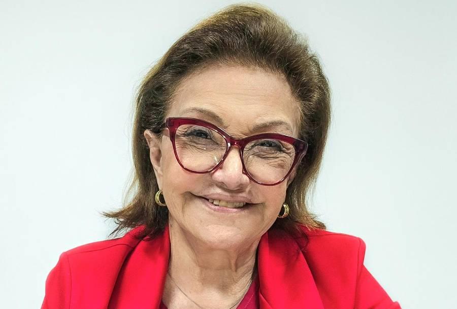 Telma de Souza recebe alta do hospital após sofrer AVC