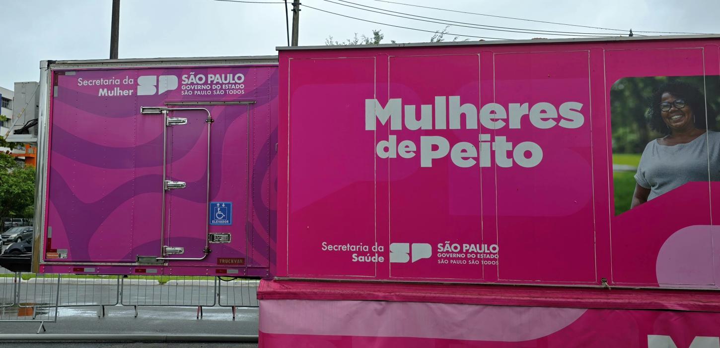 Carretas da Mamografia e do Empreendedorismo seguem em Guarujá até sábado (6)