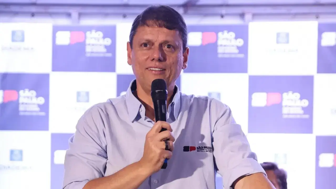 Tarcísio pede afastamento de 17 dias para férias nos EUA, e Ramuth assumirá Governo de SP