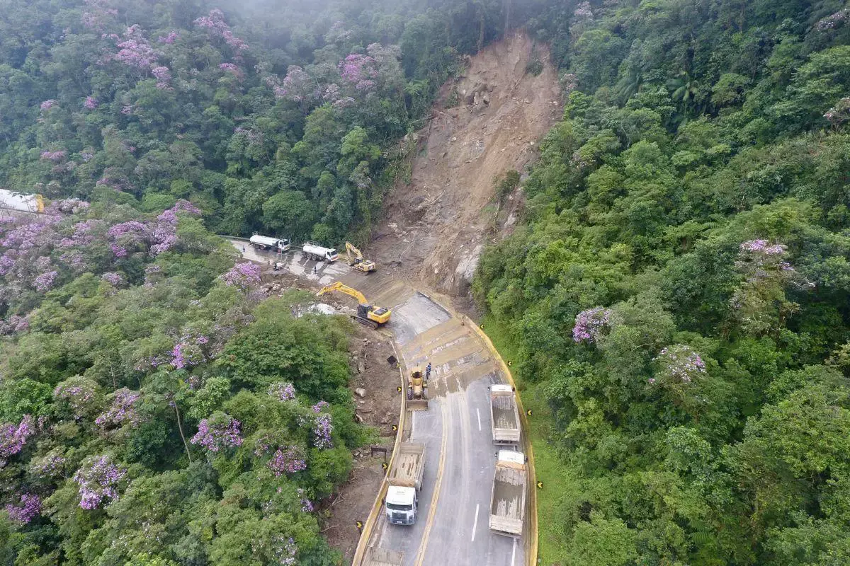 Temporal causa interdição em rodovia de acesso ao litoral de São Paulo; veja rotas alternativas