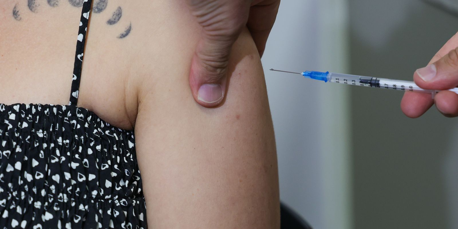 Anvisa amplia a proteção da vacina contra o HPV para outros tipos de câncer