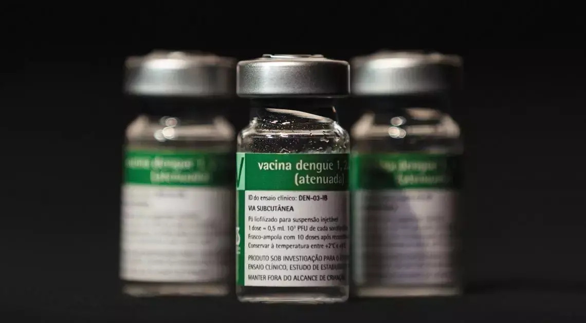 Baixada Santista inicia vacinação com nova dose única contra a dengue