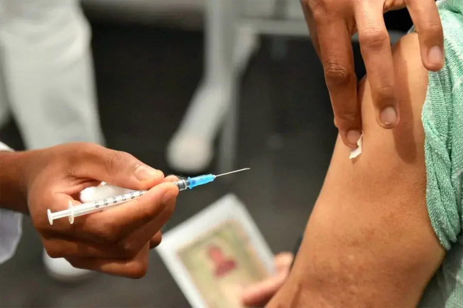 Dia 'D' de Vacinação contra febre-amarela e tríplice viral acontece neste sábado em São Vicente