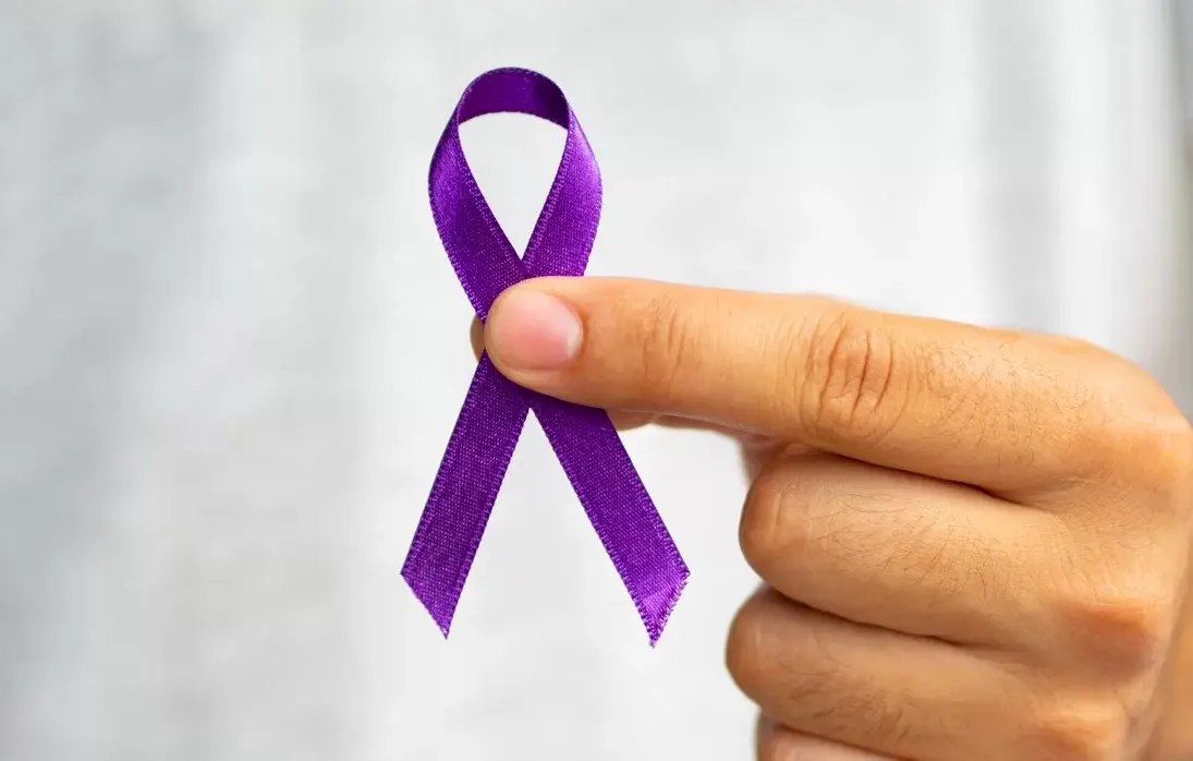 Fevereiro Roxo alerta para diagnóstico e desafios da fibromialgia