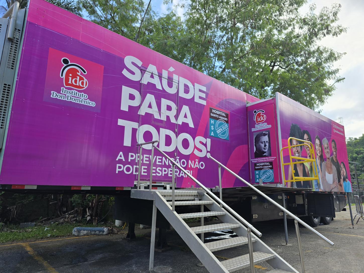 Prefeitura instala Unidade Móvel de Saúde para atendimentos cardiológicos no Ginásio Guaibê