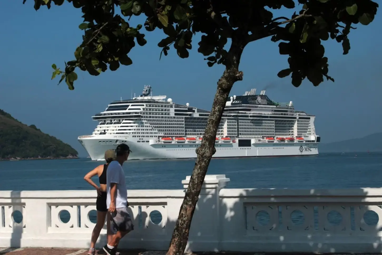 Projeto torna as muretas da Ponta da Praia patrimônio material e imaterial santista