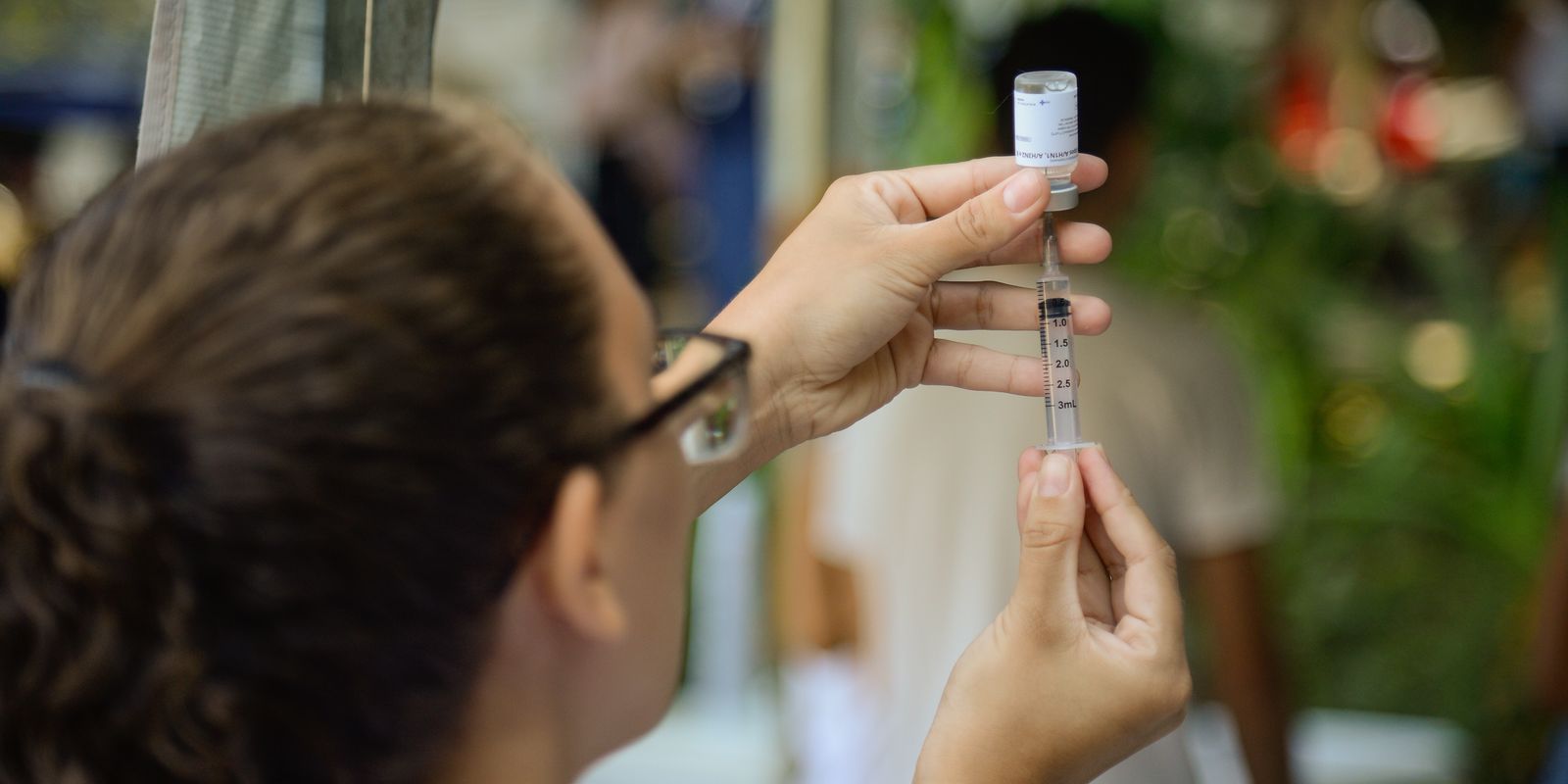 Campanha nacional de vacinação contra a gripe é lançada neste sábado